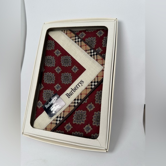 Burberrys Burgundy Paisley Pocket Square and Handkerchief Set In Box 18" - Picture 1 of 8